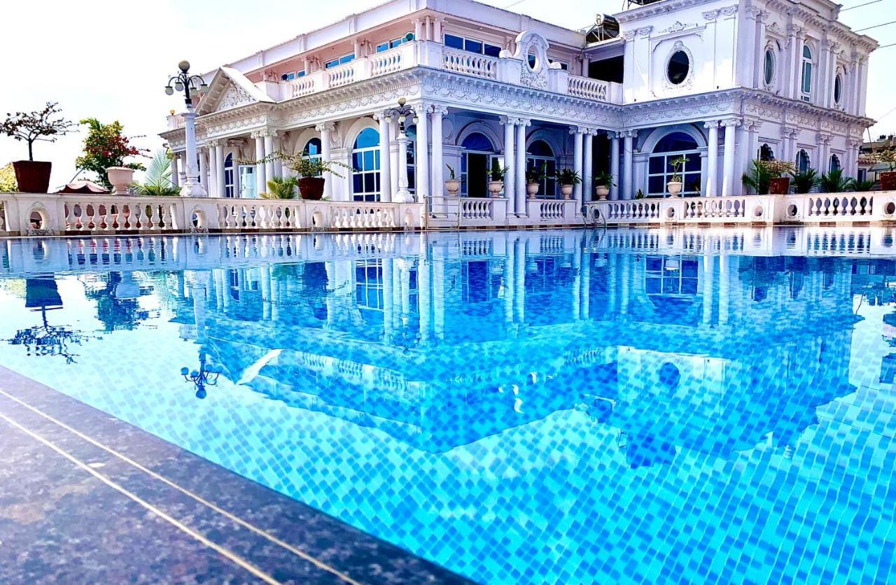Dream Palace Resort Kathmandu Esterno foto