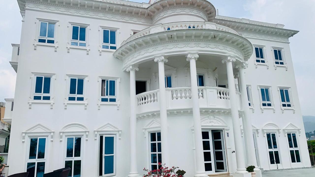 Dream Palace Resort Kathmandu Esterno foto