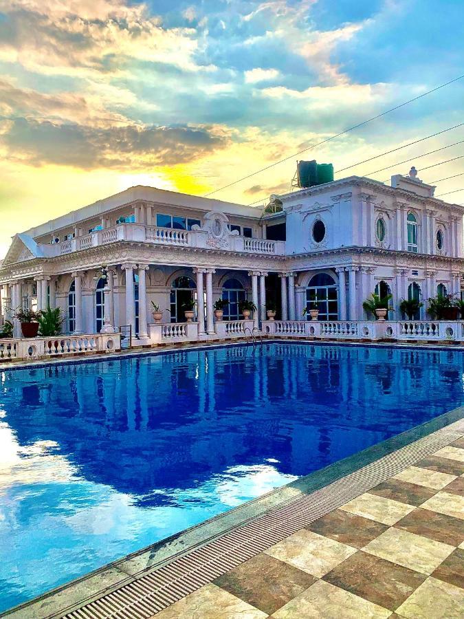 Dream Palace Resort Kathmandu Esterno foto