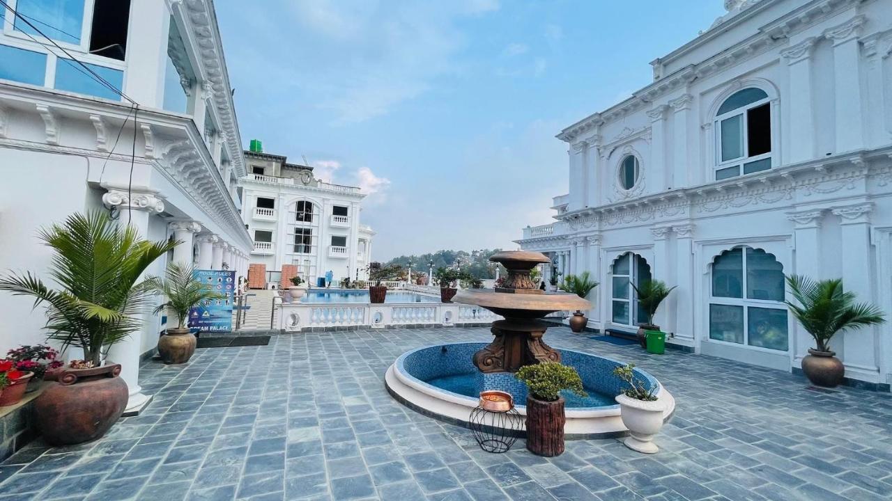 Dream Palace Resort Kathmandu Esterno foto
