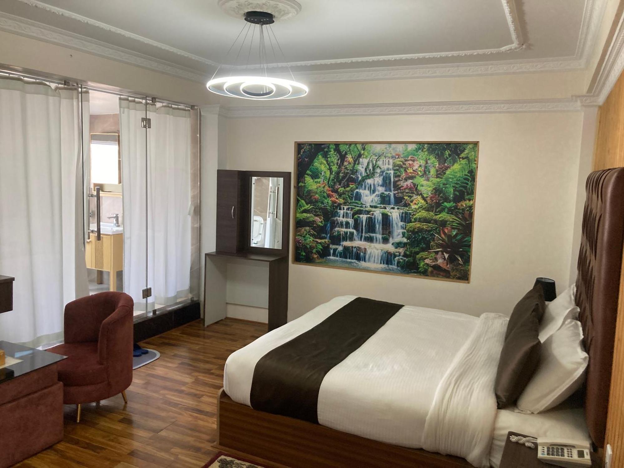 Dream Palace Resort Kathmandu Esterno foto