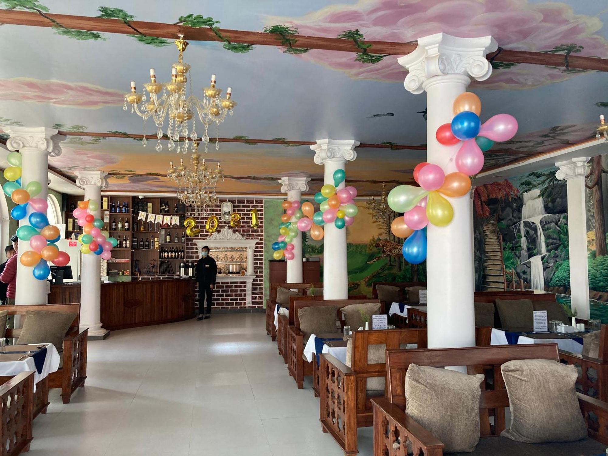 Dream Palace Resort Kathmandu Esterno foto
